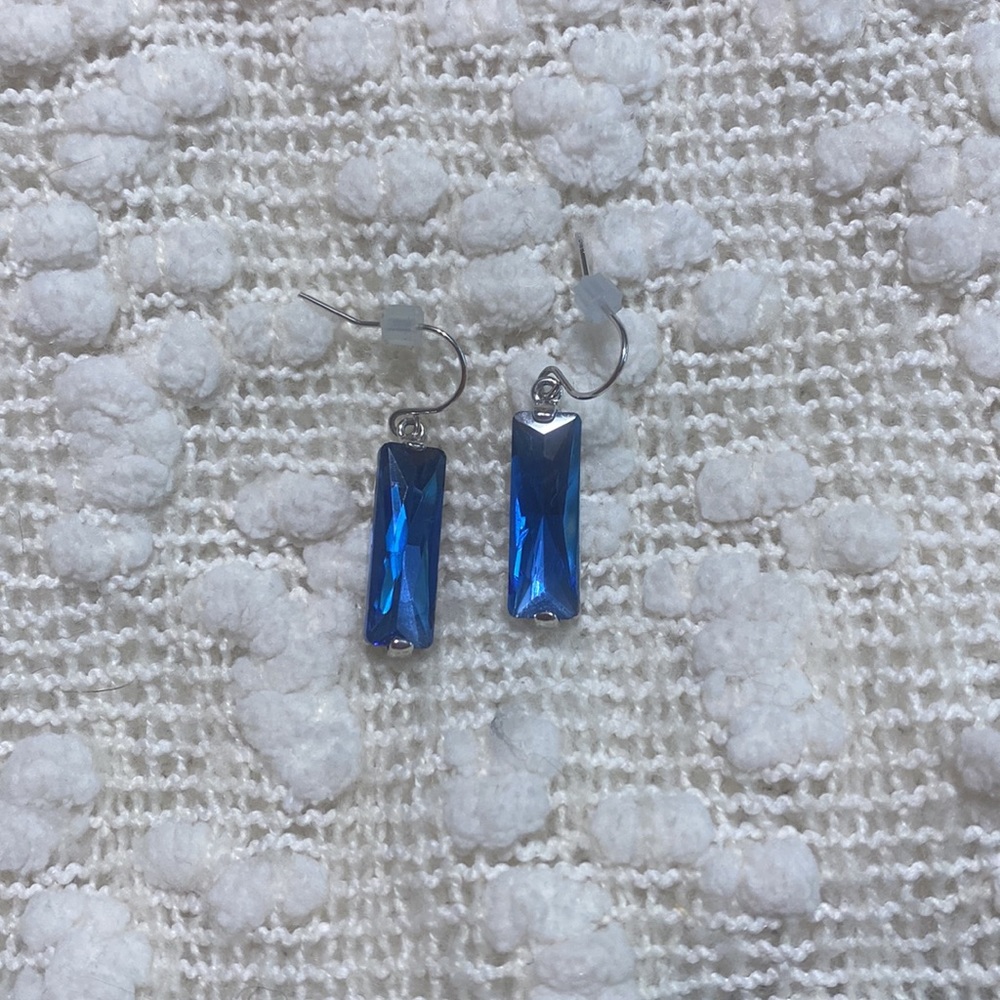 Blue earrings - Picture 2 of 2